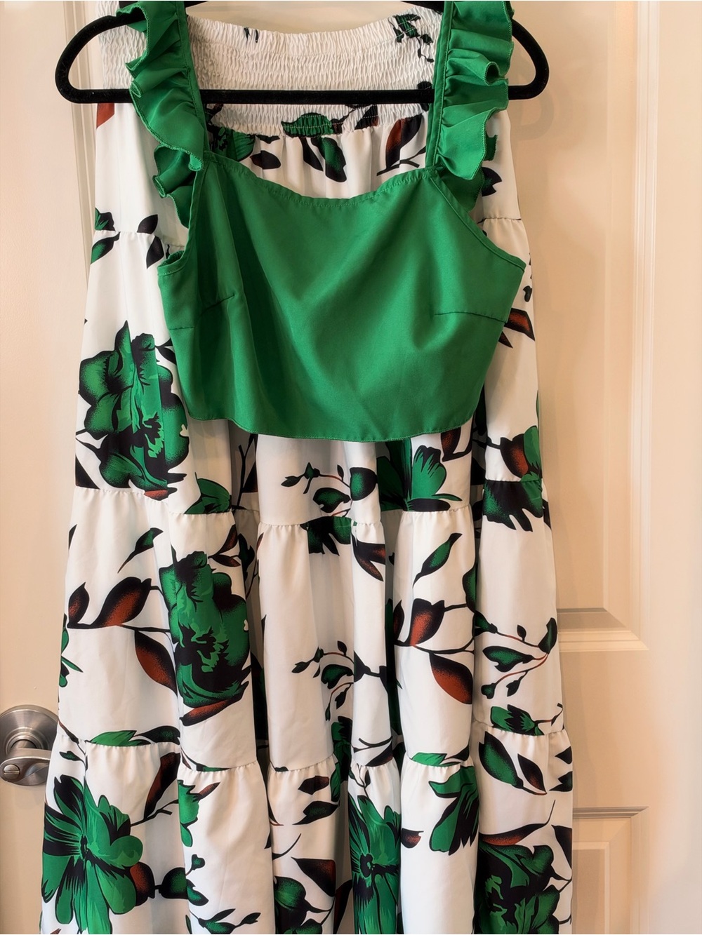 SHEIN Green Floral Tiered Maxi Skirt & Ruffle Crop Top 2 Piece Set Large